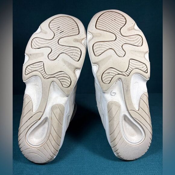 Size 10 - Women’s Nike Tech Era cream shoes - Picture 7 of 8